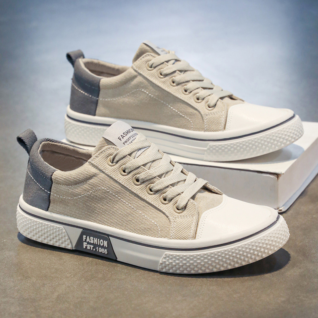 Daniel Low-Top Sneakers