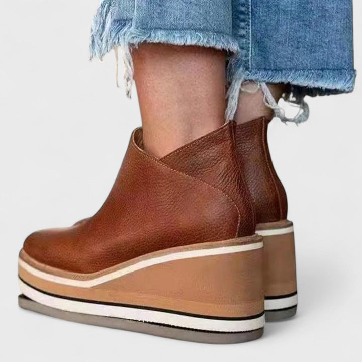Solvina Weatherproof Shoes