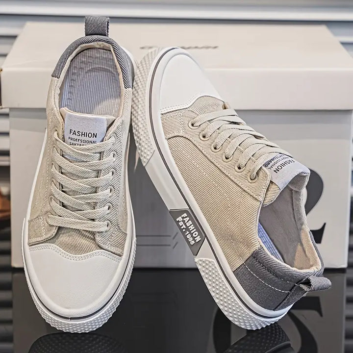 Daniel Low-Top Sneakers