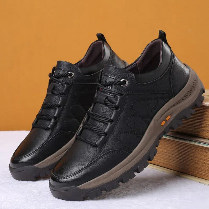 Voyager Outdoor Shoes