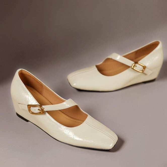 Eliza Mary Jane Pumps